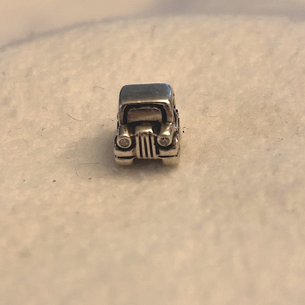 Authentic PANDORA Car Charm